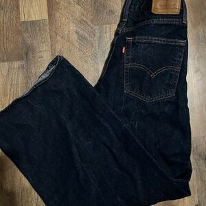 Women’s Levi Jeans